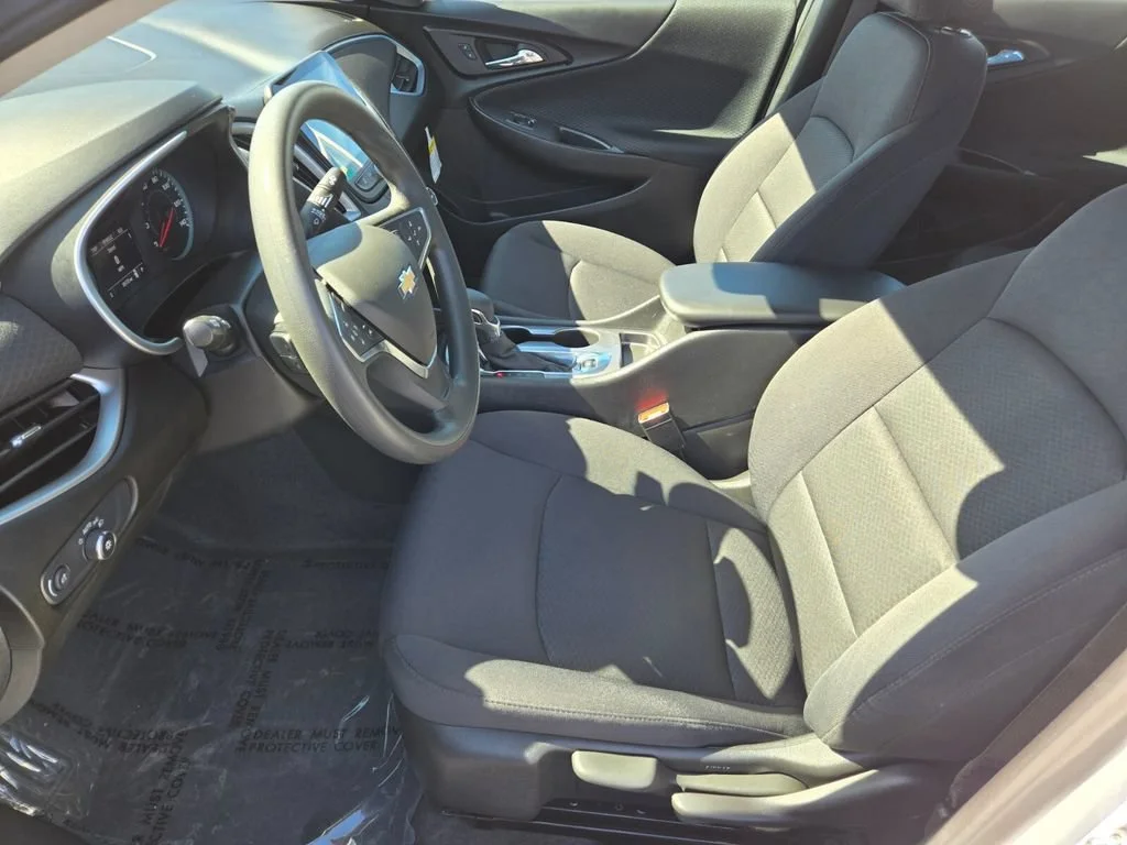 Used 2024 Summit White Chevrolet LS image 10