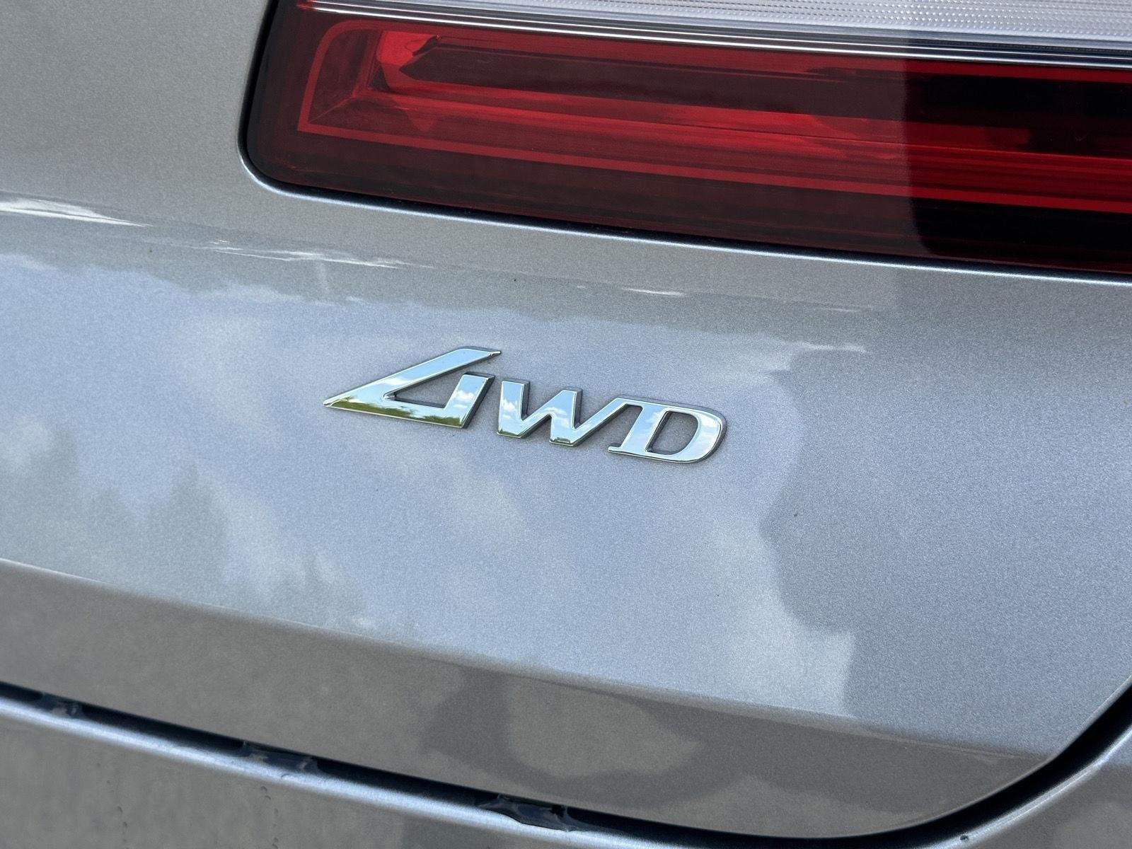 Used 2022 Savile Silver Genesis 4DR AWD 25T image 10