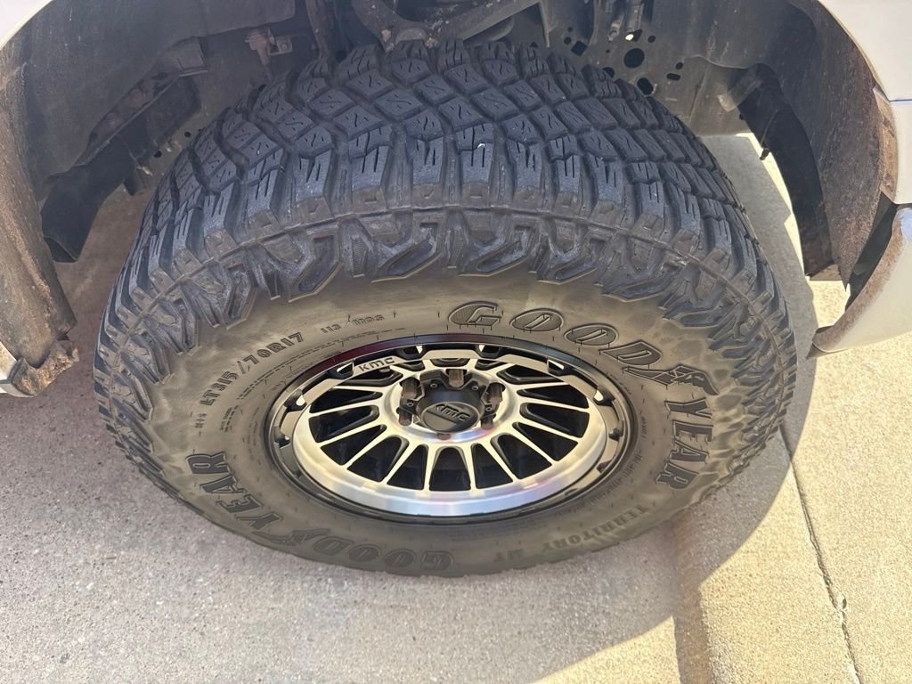 Used 2023 White Ford XL image 5