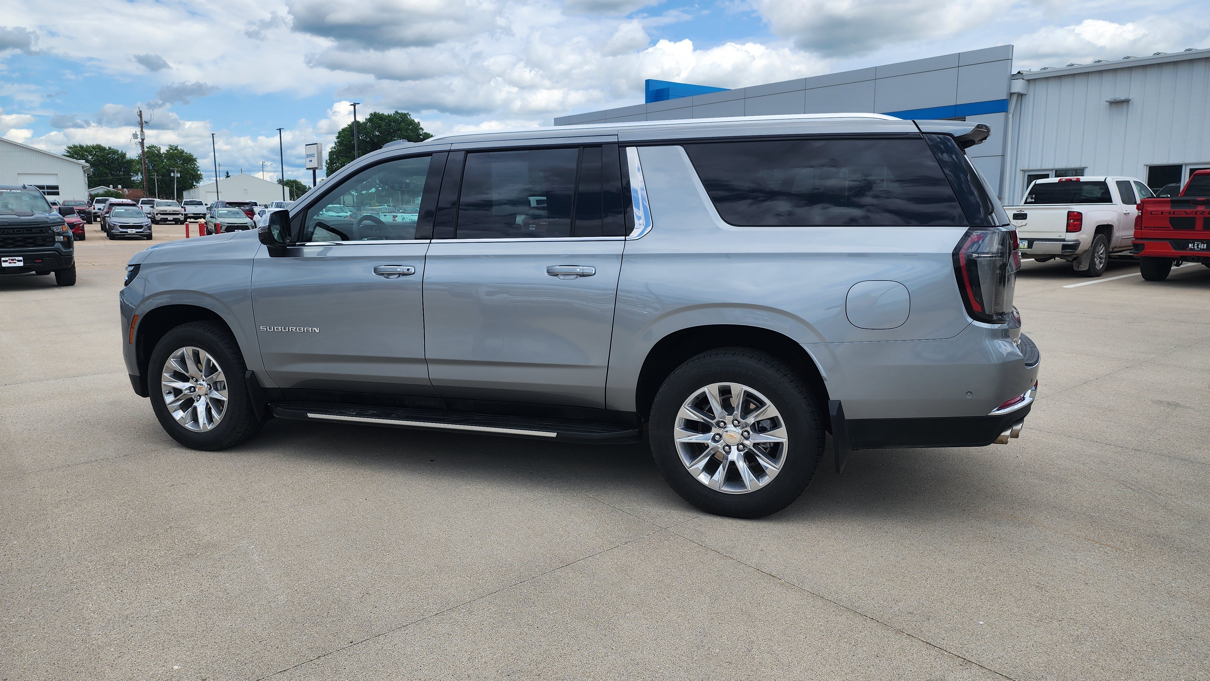 Certified Used 2025 Sterling Gray Metallic Chevrolet Premier image 8