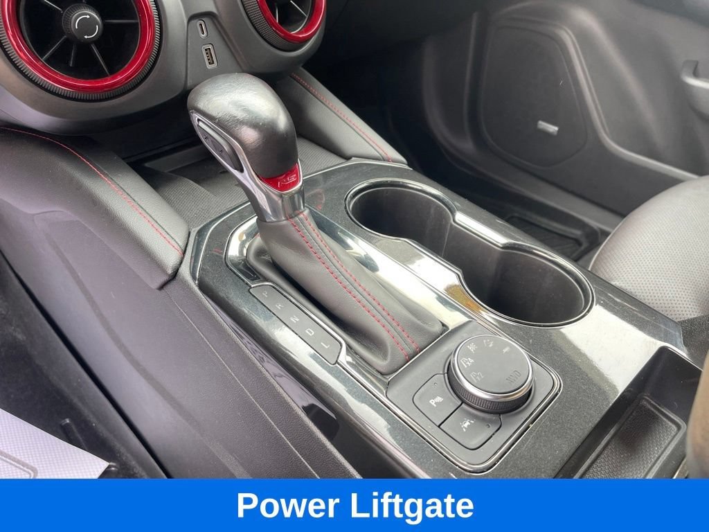 Used 2019 BLACK Chevrolet RS image 19