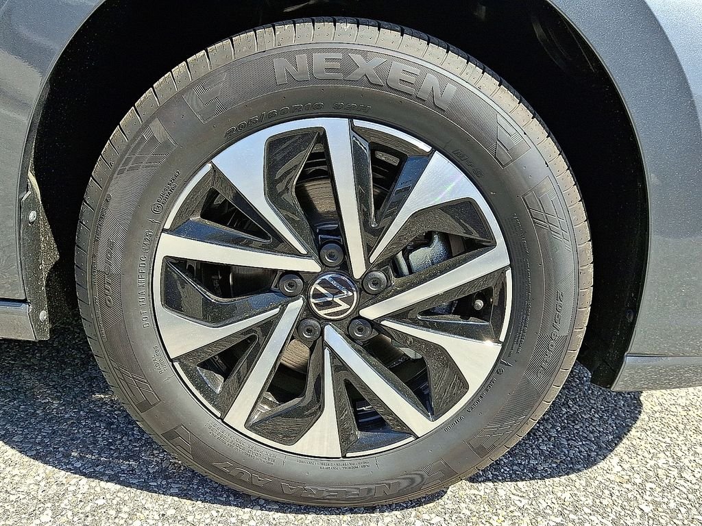 New 2026 Gray Volkswagen 1.5T S image 5