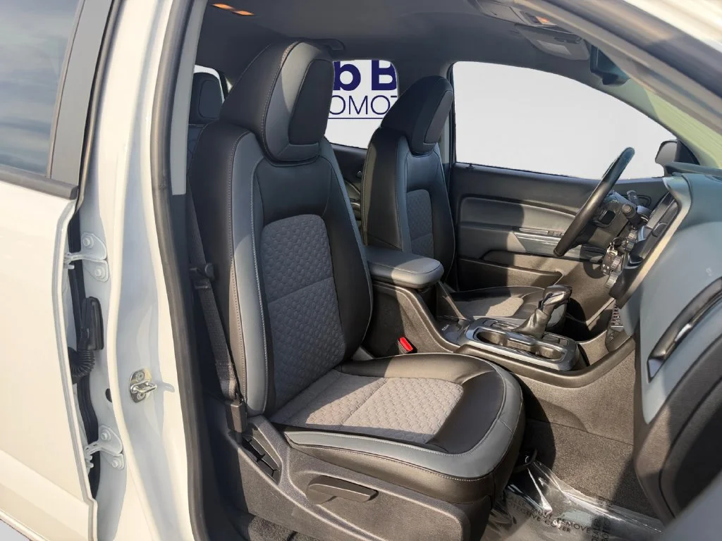 2022 Chevrolet Colorado Z71 - Photo 16