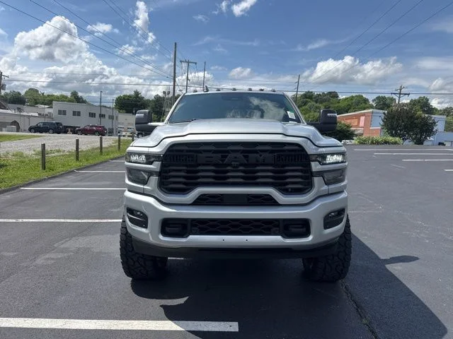 New 2026 Silver-Zynith Exterior Paint RAM Big Horn image 2