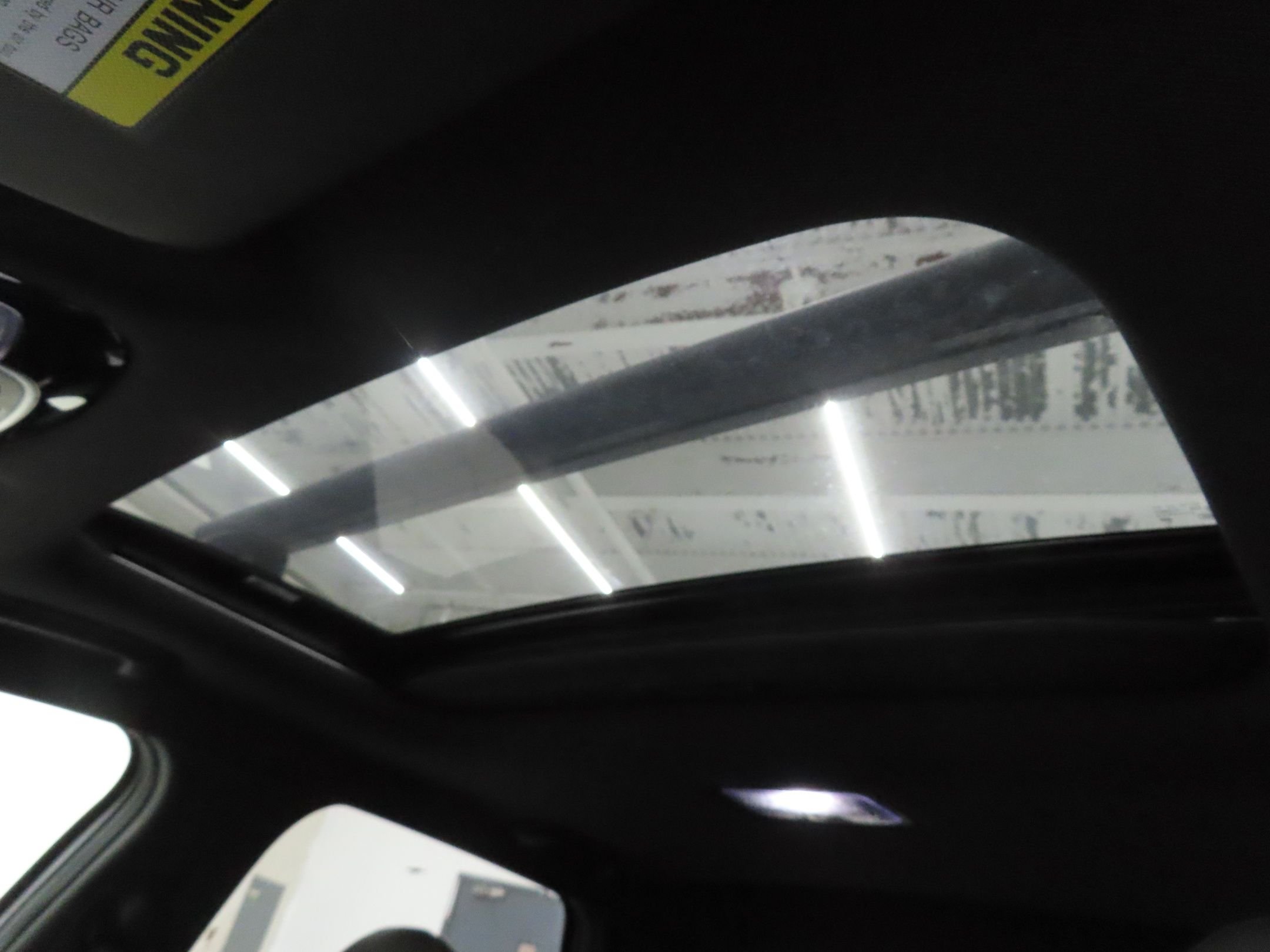 Used 2022 White Hyundai Limited image 22