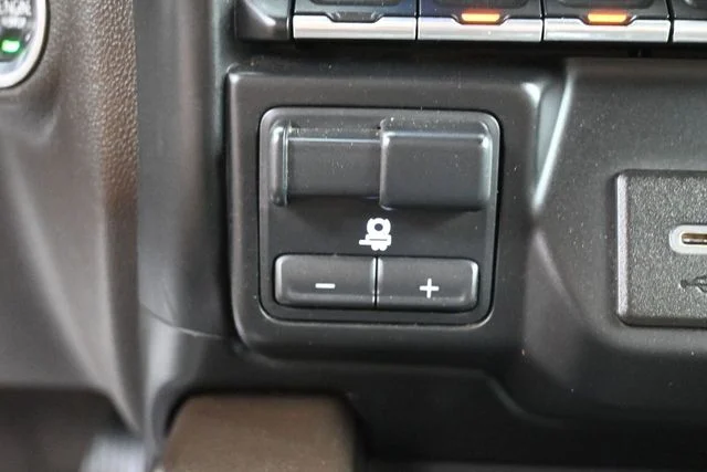 Used 2021 Gray Chevrolet LTZ image 26