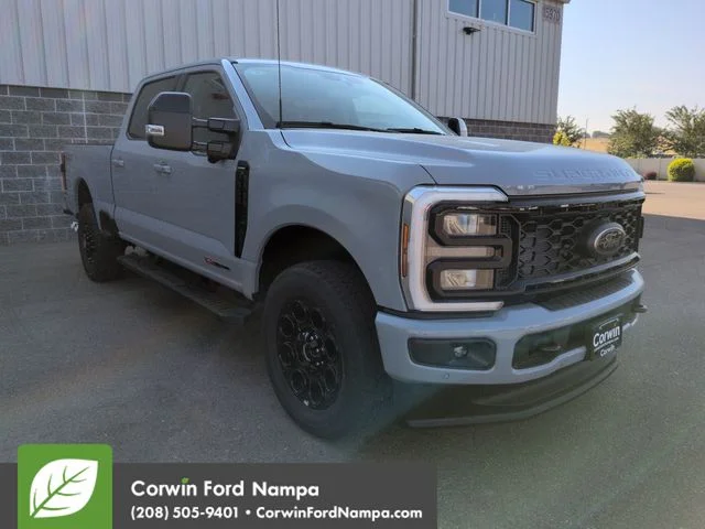 2026 Ford Super Duty F-350® Lariat®