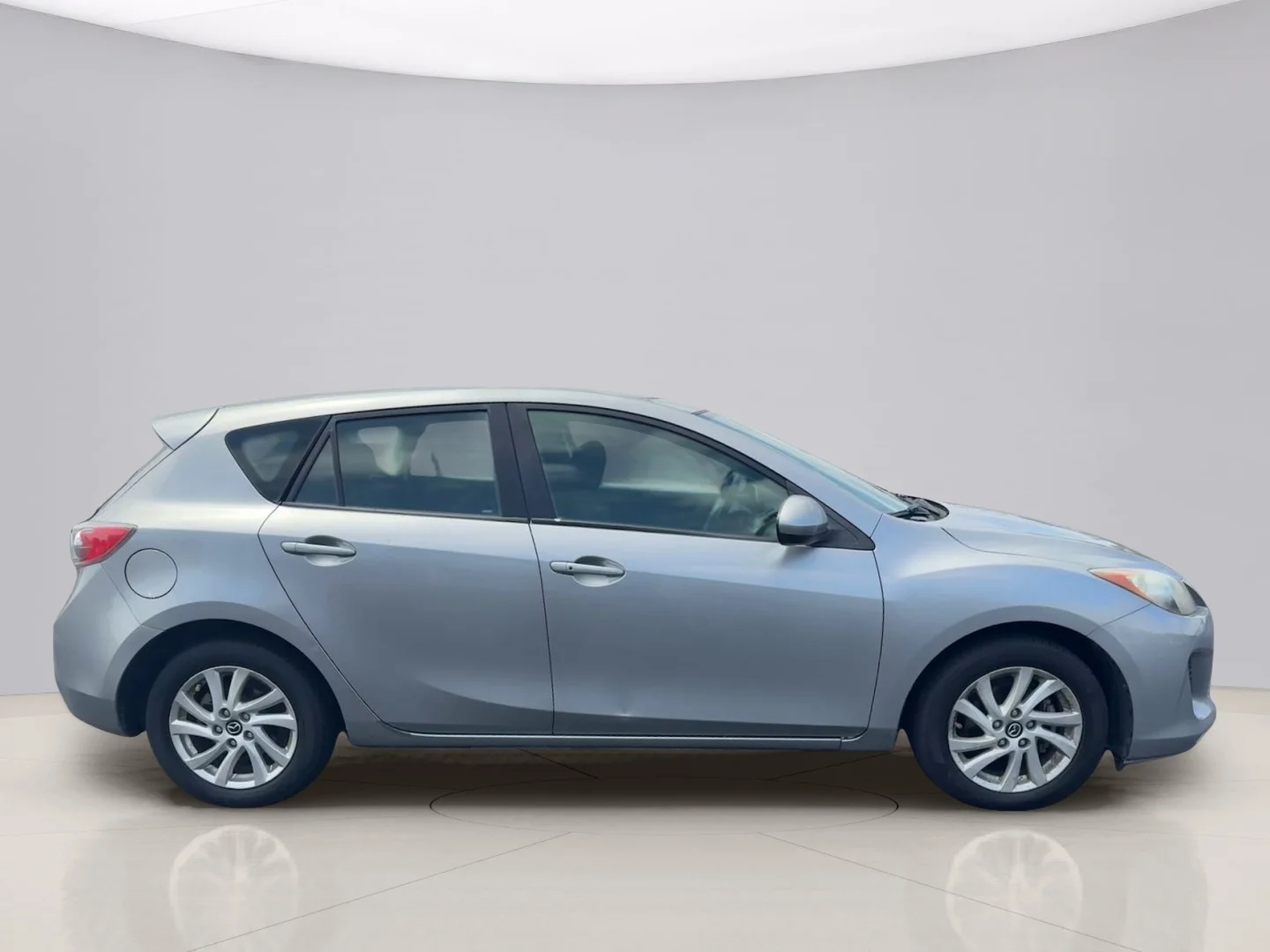 Used 2013 Silver Mazda I TOURING image 6