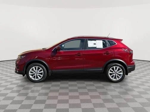 Used 2022 Pearl Metallic Nissan SV image 6