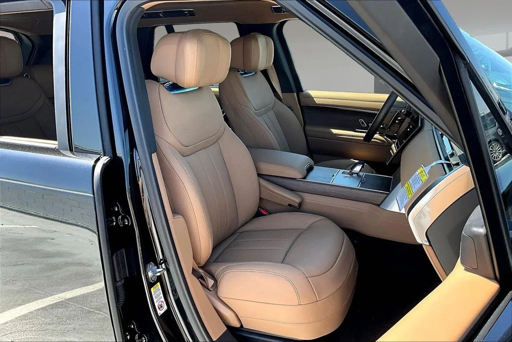 New 2026 Black Land Rover Autobiography image 12