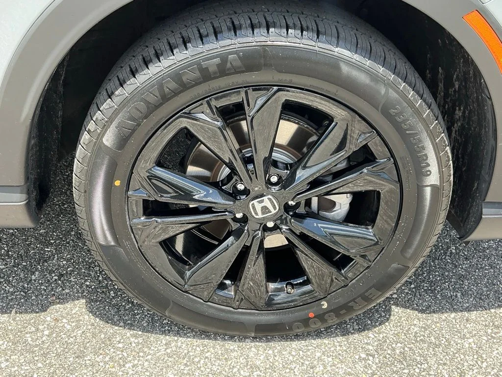 Used 2024  Honda Sport Touring image 22
