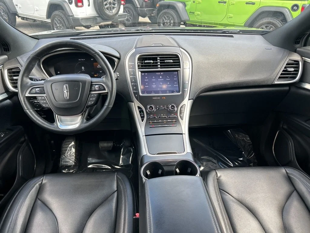 Used 2020 Gray Lincoln Standard image 35