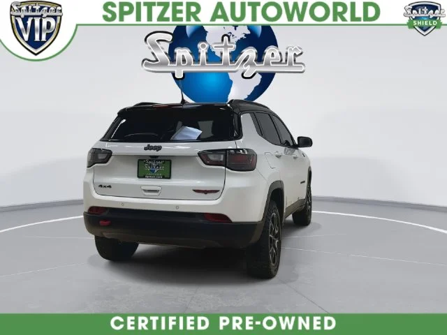 Used 2025 White Jeep Trailhawk image 16
