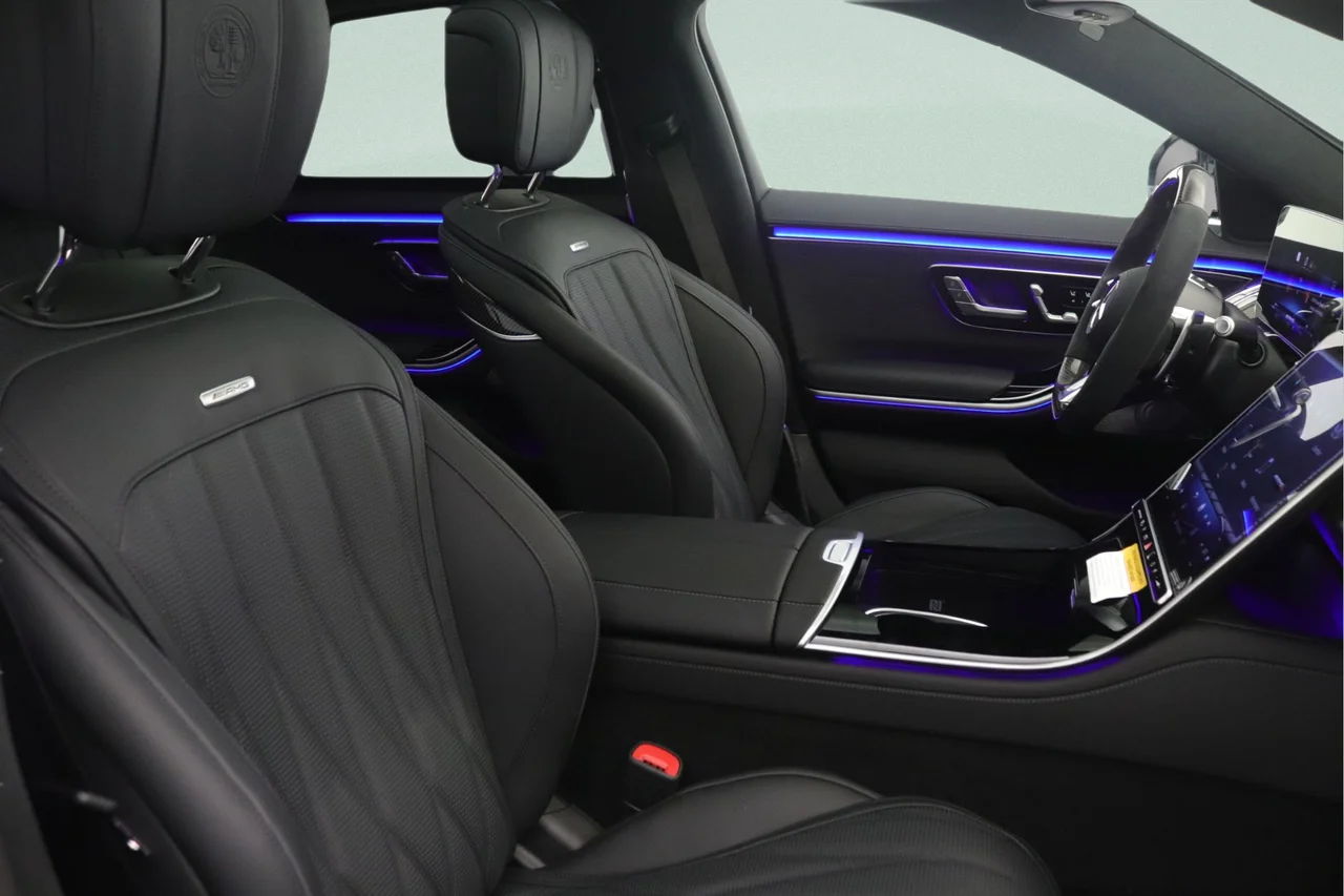New 2026 Obsidian Black Metallic Mercedes-Benz S 63 E AMG® 4MATIC® image 7