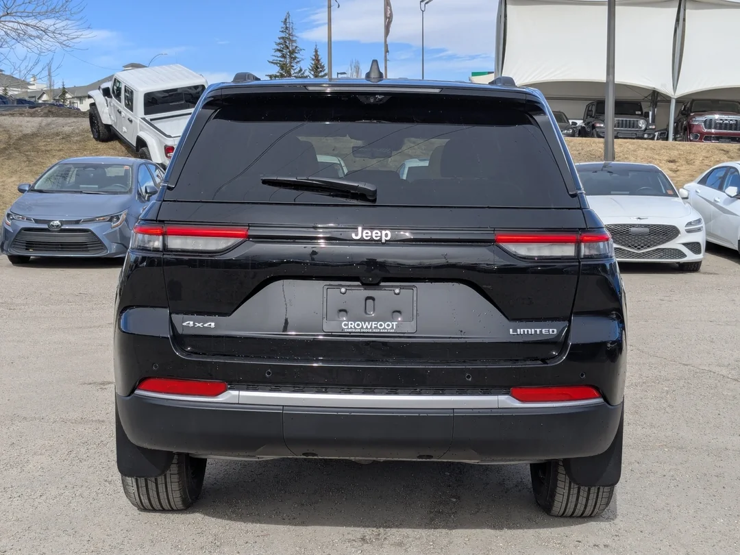 New 2026 Black Jeep Limited - - 4x4 - Panoramic Sunroof - Luxury Tech II - 9 Amplified Speakers - Remote Start & More! image 7