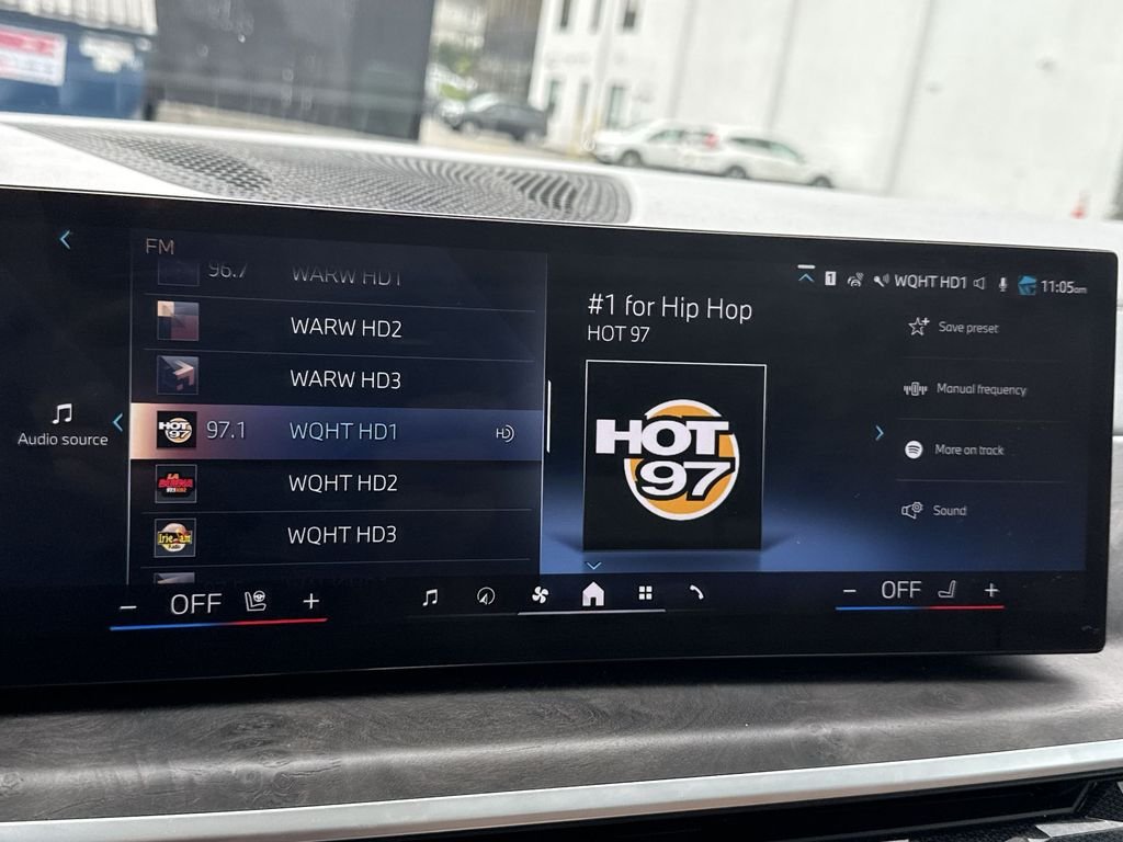 Certified Used 2024 Black BMW xDrive40i image 6