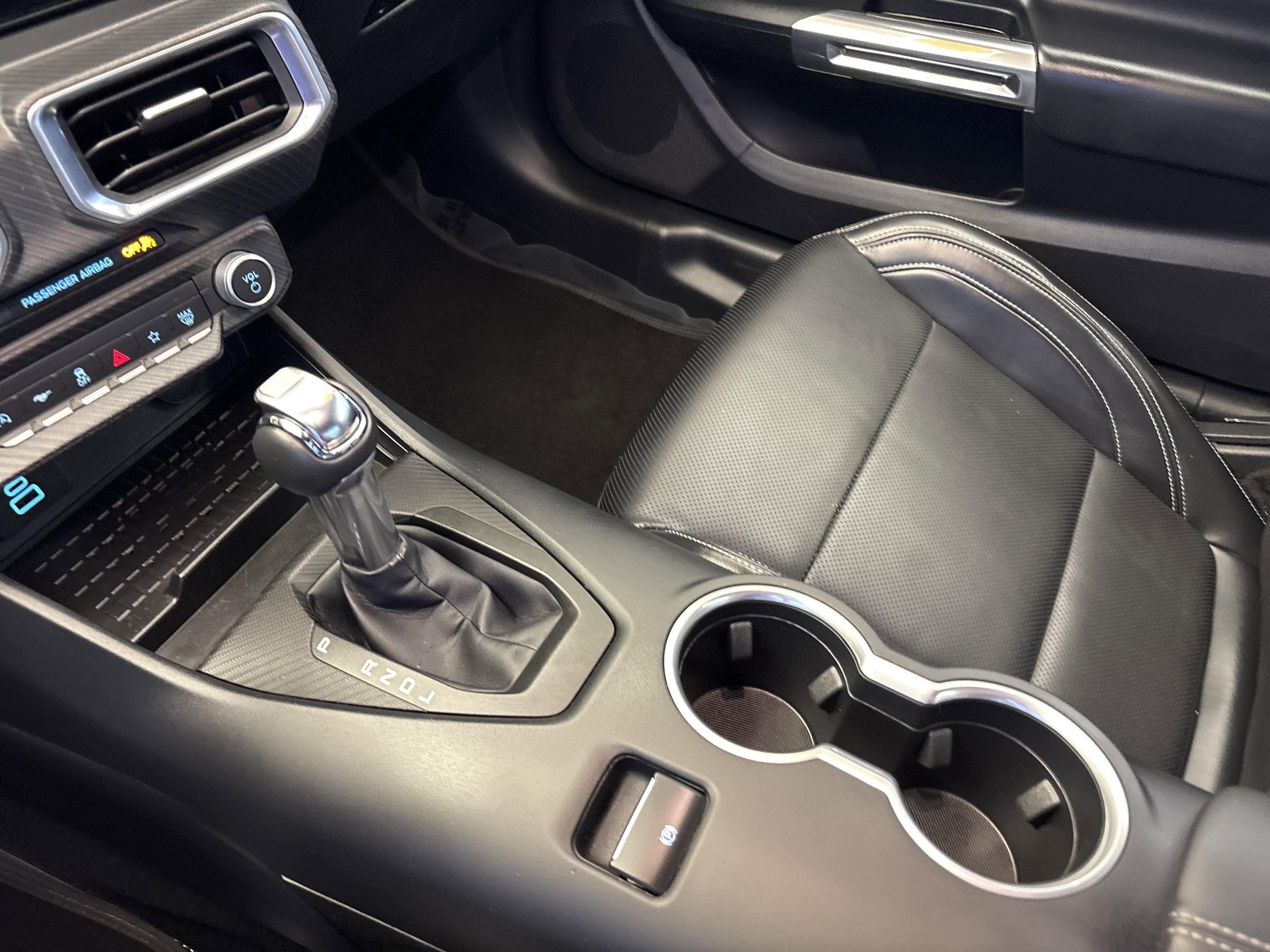 Used 2024 Carbonized Gray Metallic Ford EcoBoost Premium image 22
