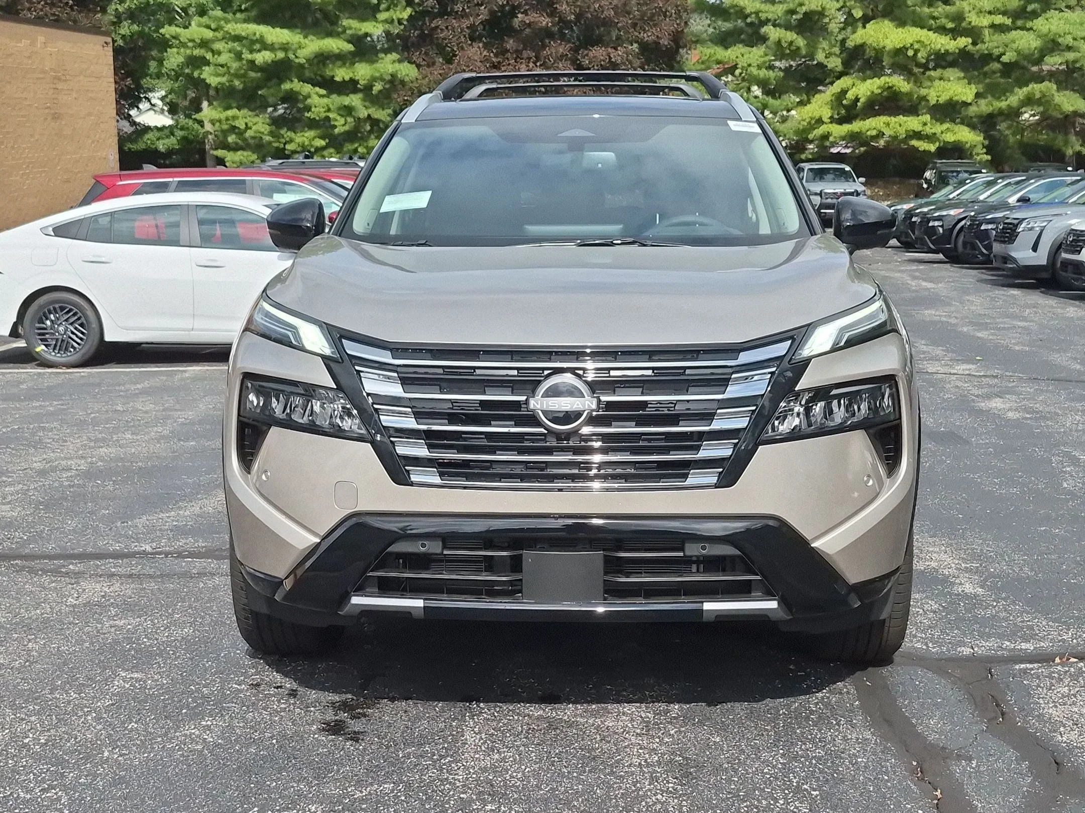 New 2026 Champagne Silver Metallic Nissan Platinum image 6