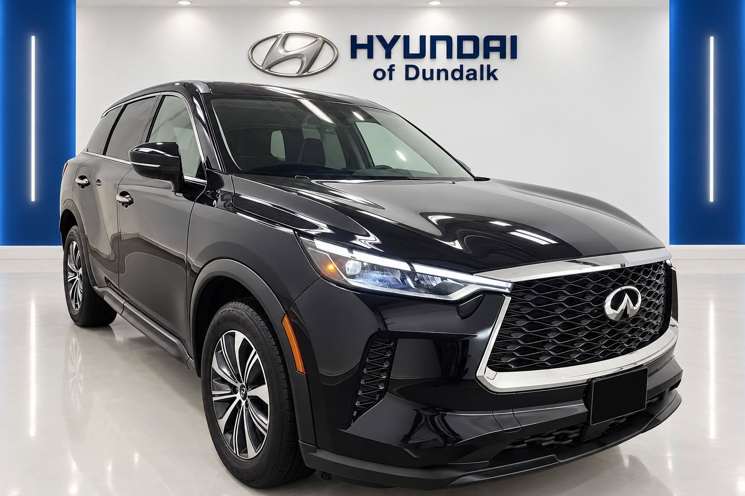 Used 2024 Black INFINITI PURE image 1