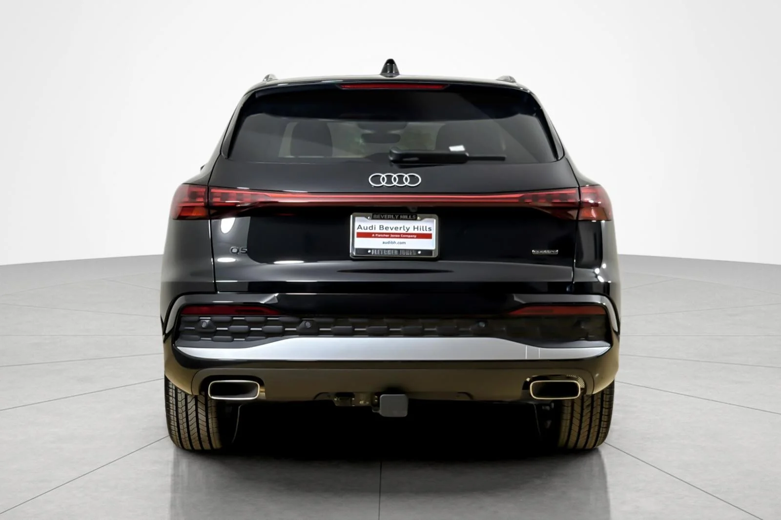 Used 2025 Mythos Black Metallic Audi Premium Plus 2.0 TFSI quattro image 4