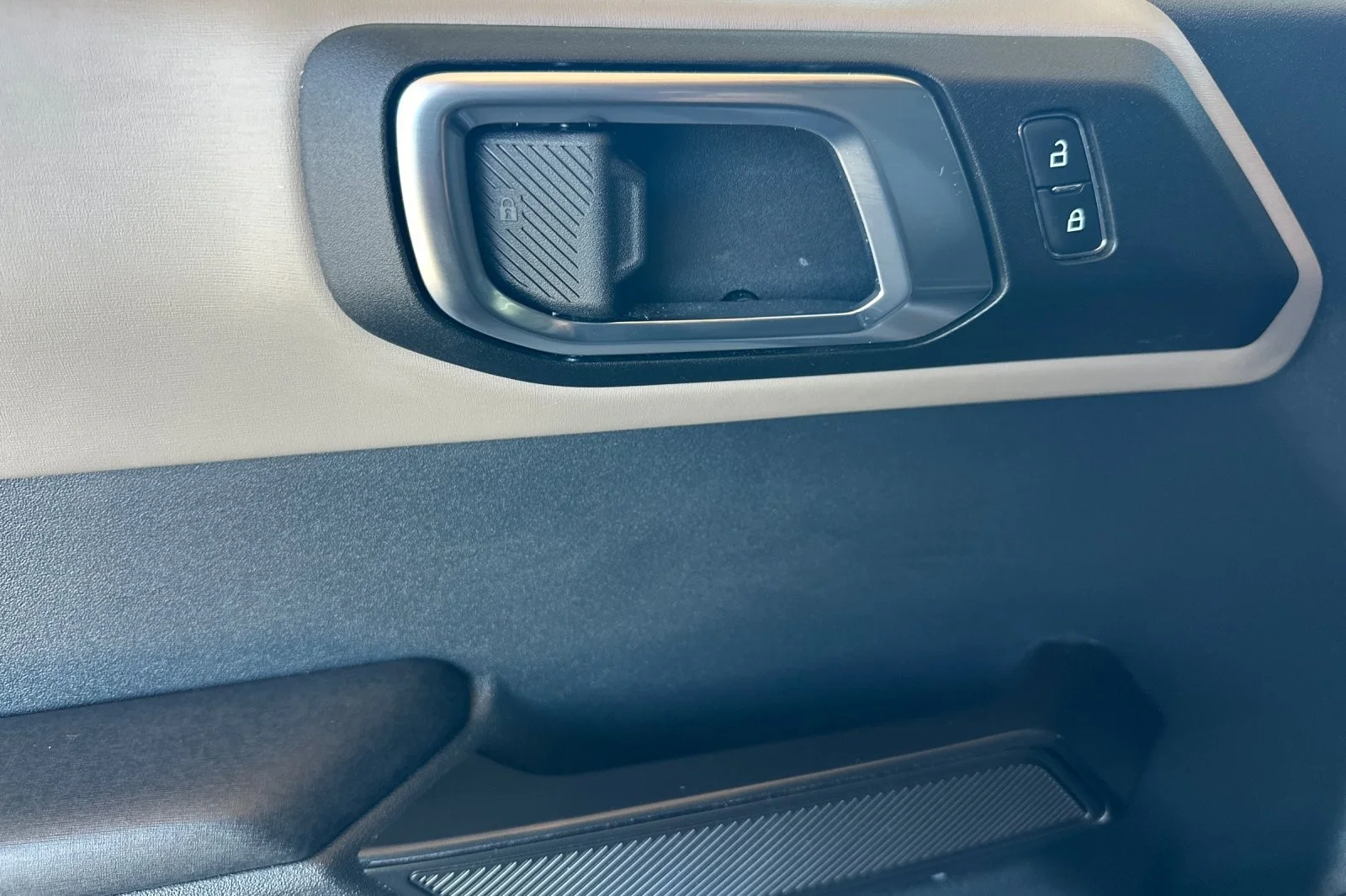 Used 2024 GRAY Ford Wildtrak image 10