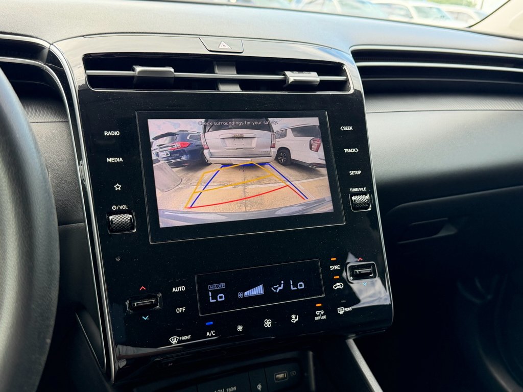 Used 2024 Hampton Gray Hyundai SEL image 14