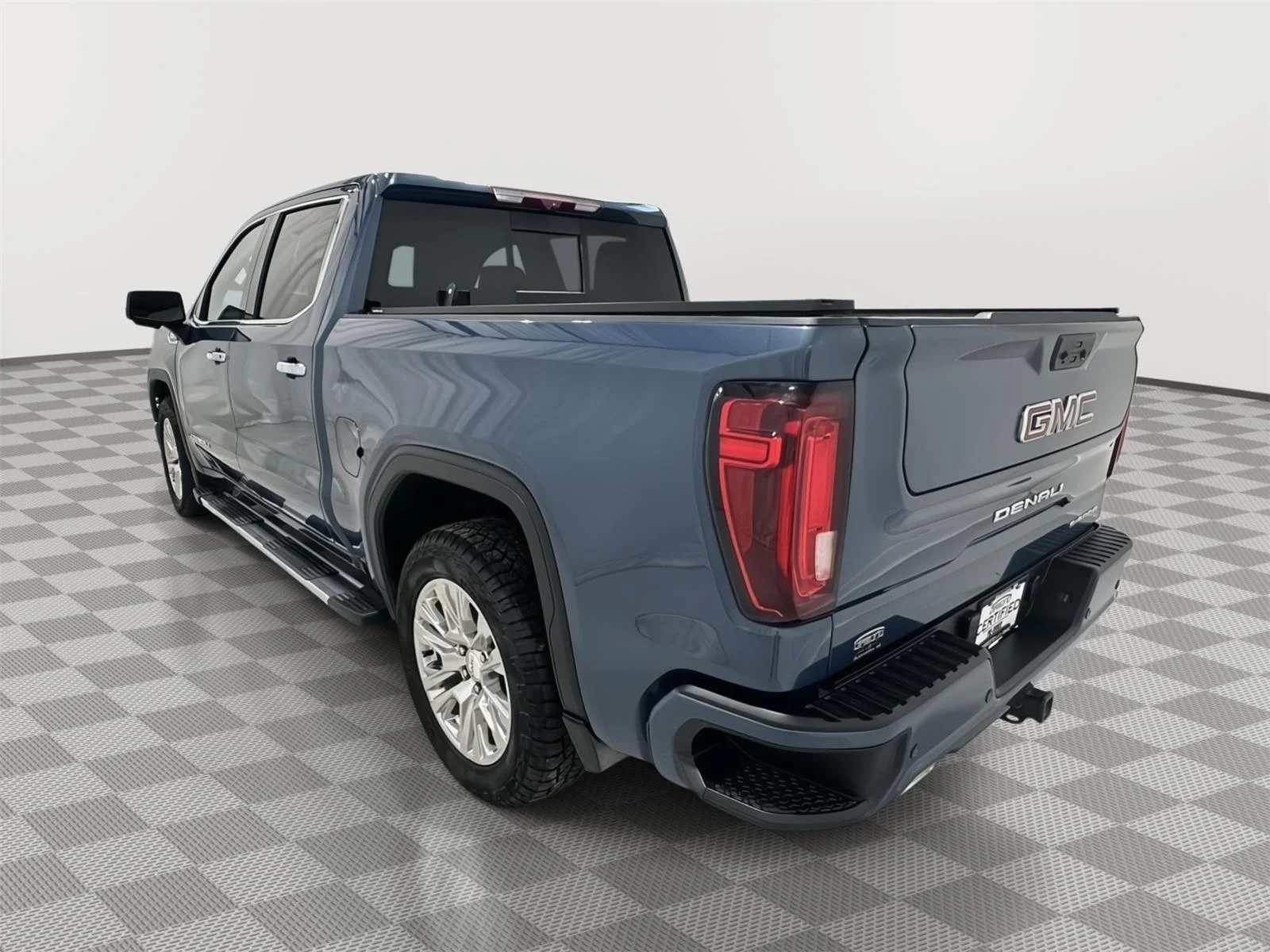 Used 2024 Downpour Metallic GMC Denali image 3