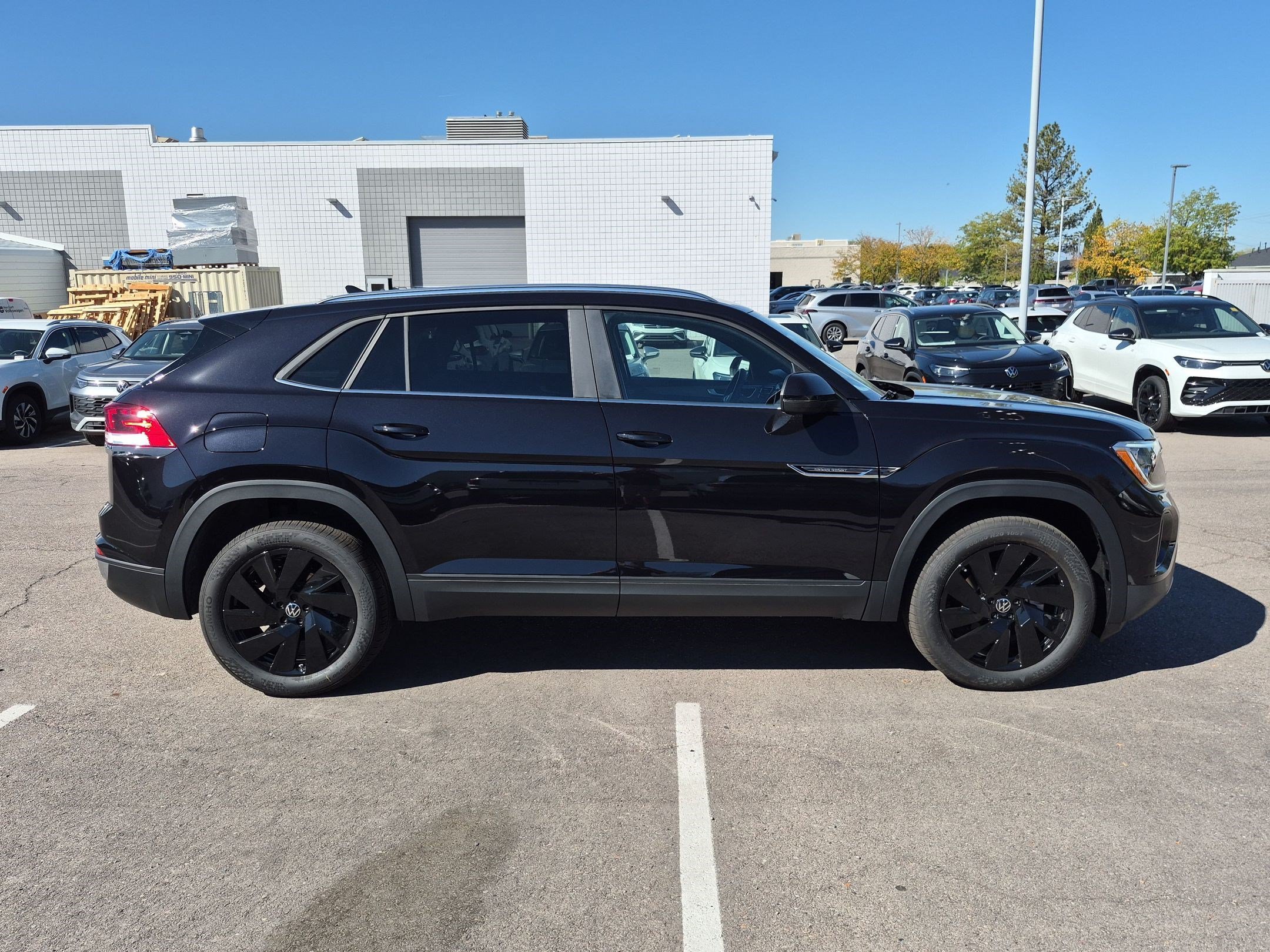 New 2026 Deep Black Pearl Volkswagen 2.0T SE w/Technology image 2