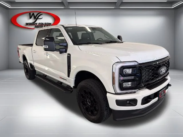 New 2027 Star White Metallic Tri-Coat Ford F-250® Lariat® image 19