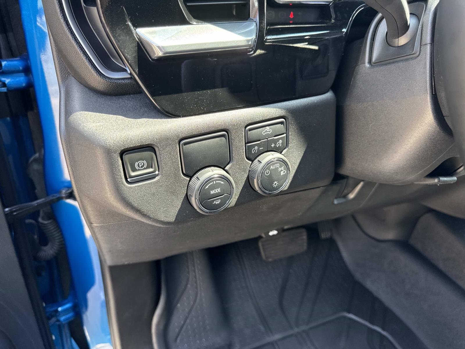 Used 2023 Glacier Blue Metallic Chevrolet LT image 20