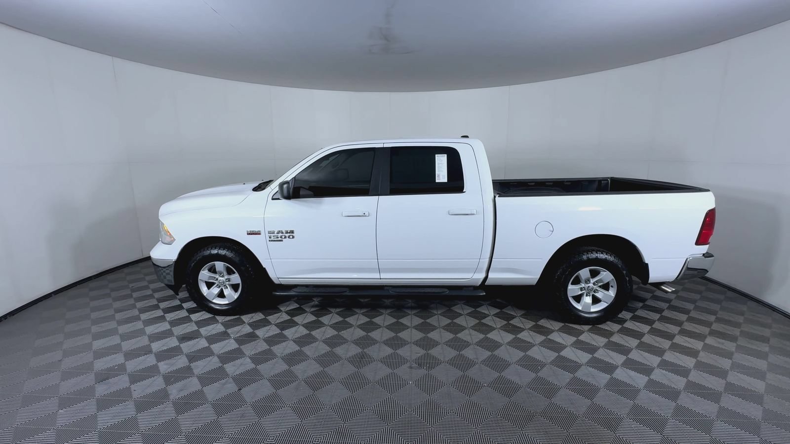 Used 2019 Bright White Clearcoat Ram SLT image 6