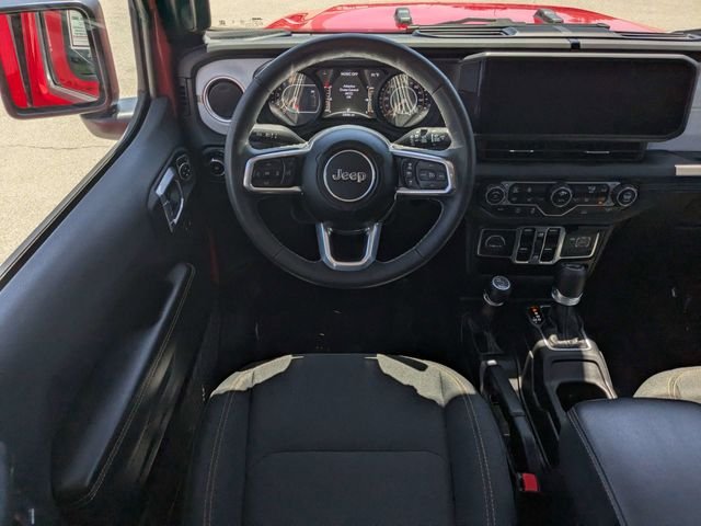 2025 Jeep Wrangler 4-Door Sahara - Photo 15