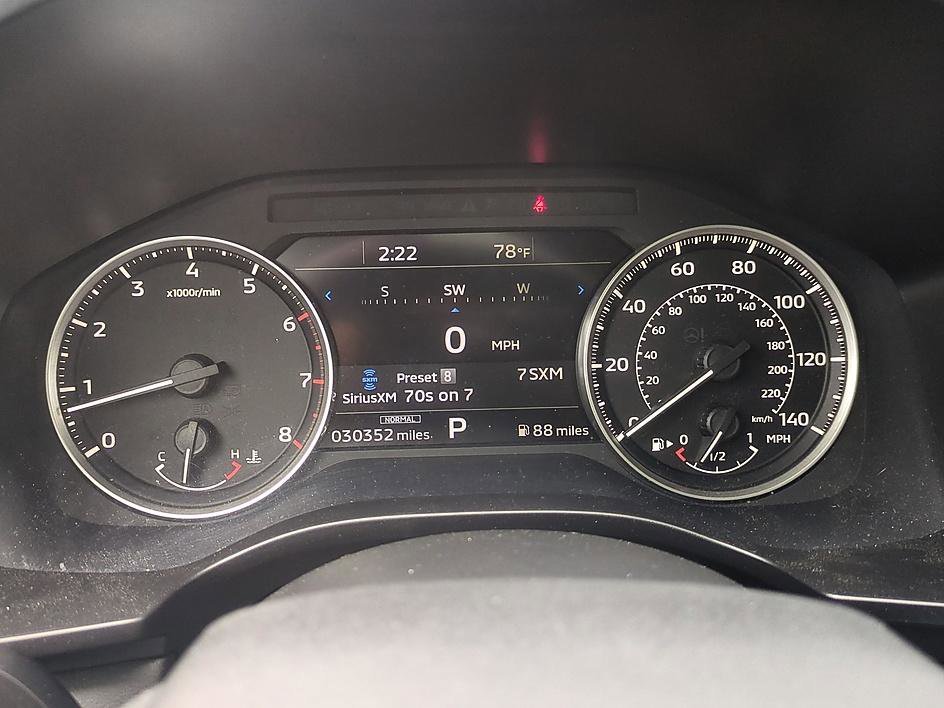 Used 2024 White Mitsubishi SE 2.5 S-AWC image 17