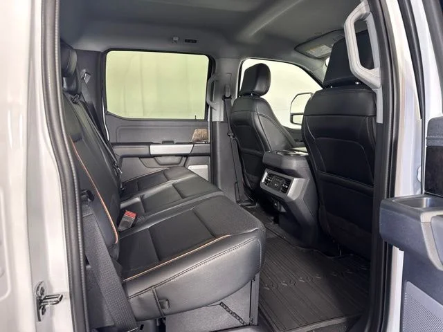 New 2026 Oxford White Ford Lariat image 5
