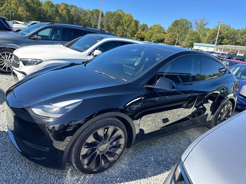 Used 2023 Black Tesla Performance image 1