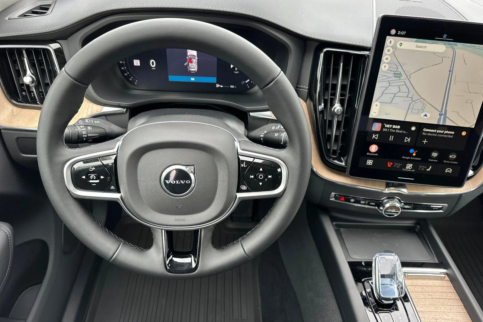 New 2026 Onyx Black Volvo Ultra image 13