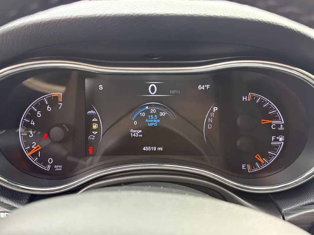 Used 2022 Red Jeep Laredo X image 32