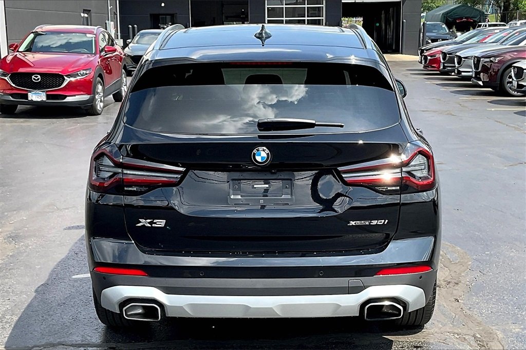 2023 BMW X3 - Image 2