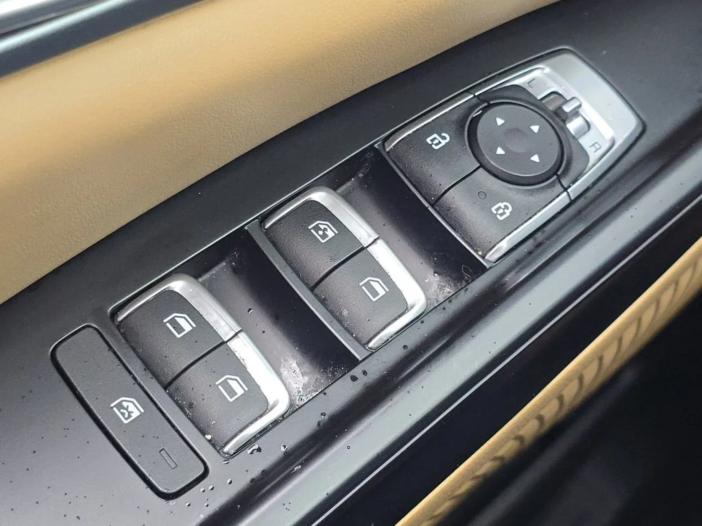 Used 2023 Red Kia LX Seat Package image 20