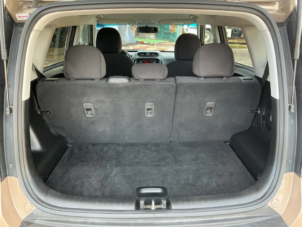 Used 2015 Brown Kia Base image 27