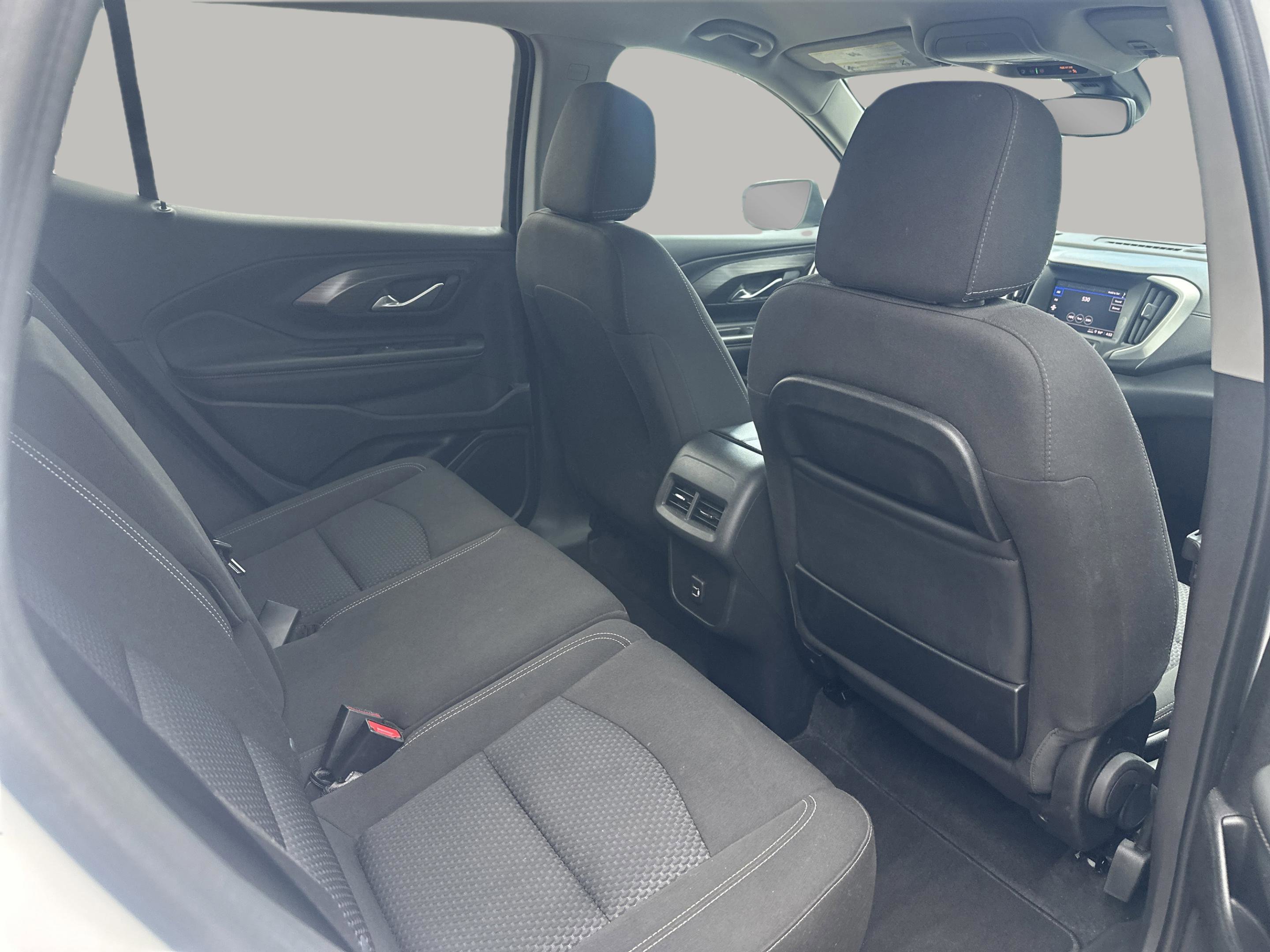 Used 2024 Summit White GMC SLE image 12