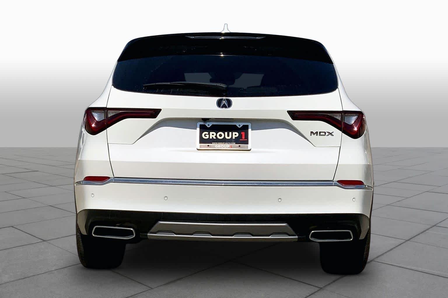 Used 2026 Platinum White Pearl Acura w/Technology Package image 5