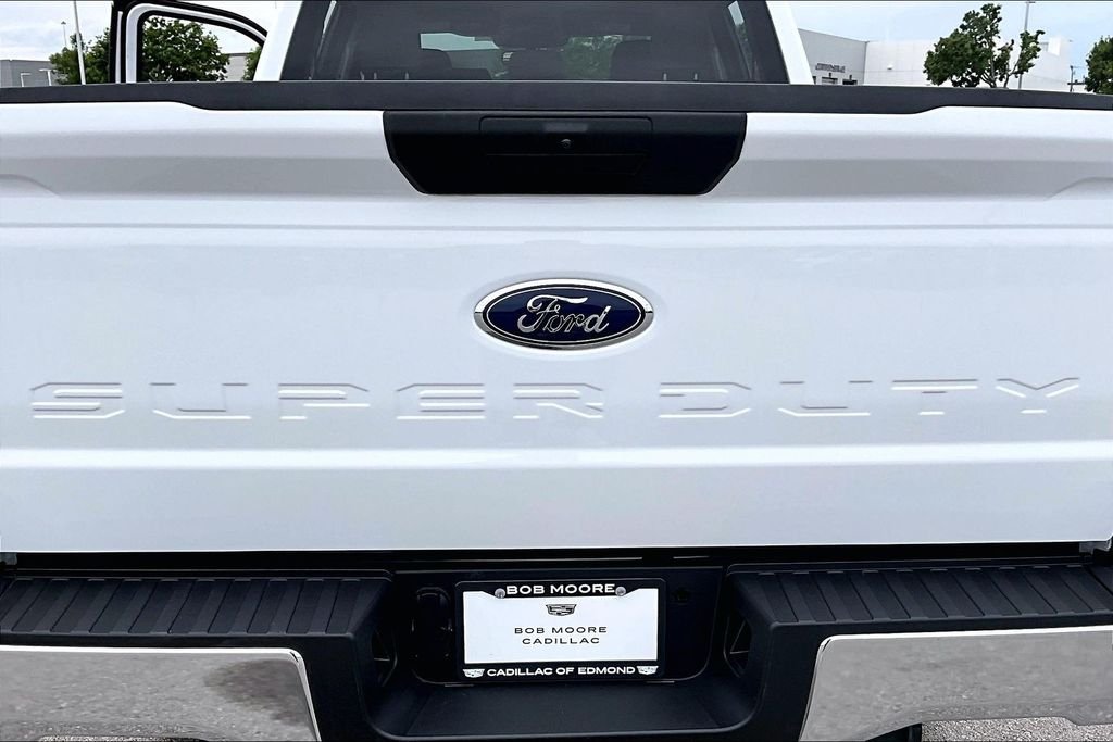 Used 2023 White Ford XLT image 33
