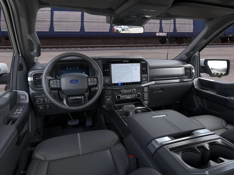 New 2026 Star White Metallic Tri-Coat Ford Platinum® image 9