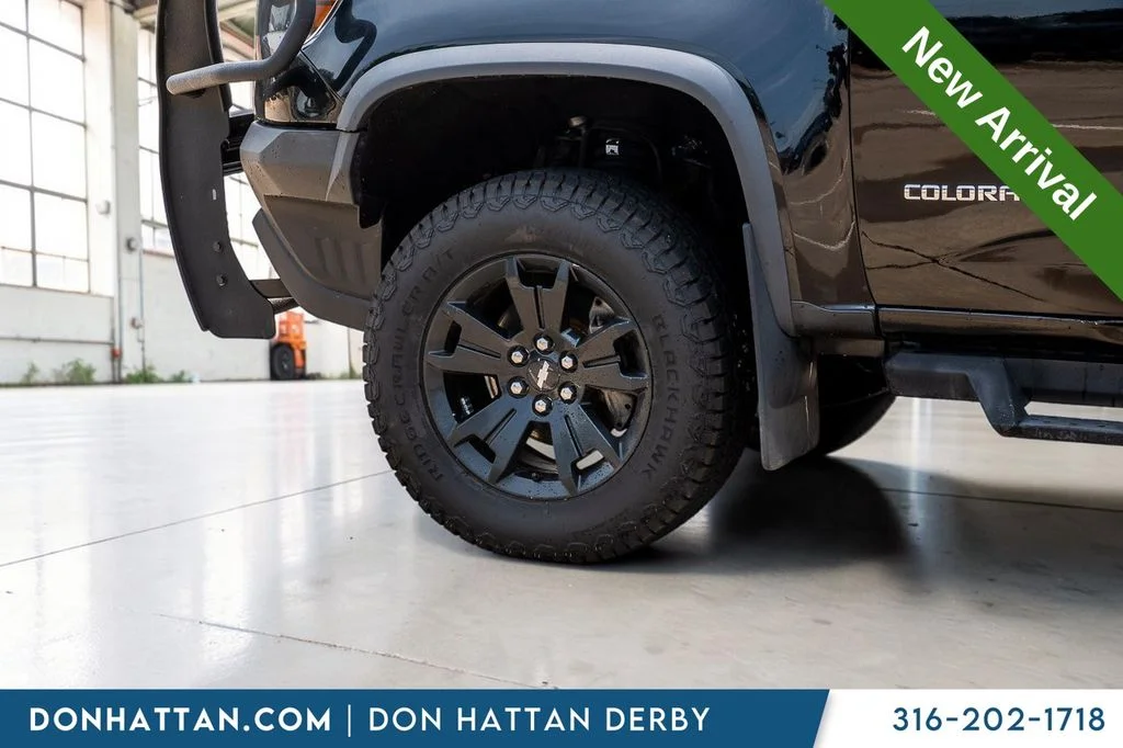 Used 2019 Black Chevrolet ZR2 image 28