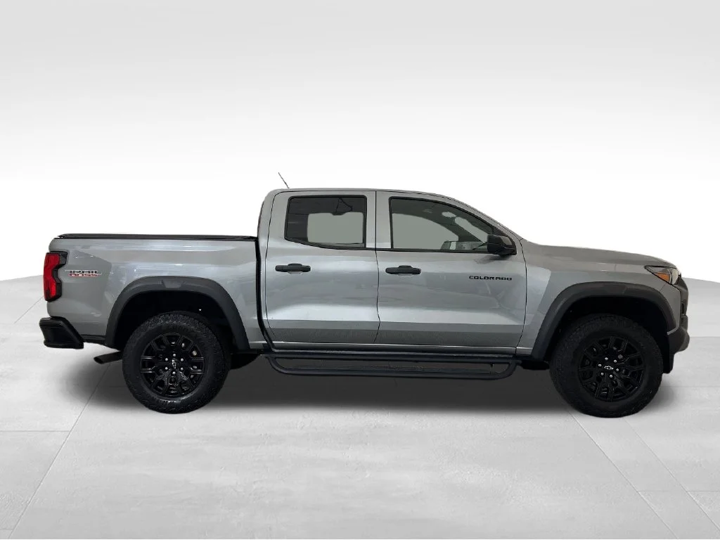 Used 2024 Gray Chevrolet Trail Boss image 7