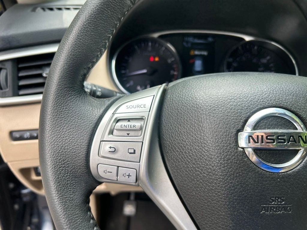 2016 Nissan Rogue SL - Photo 24
