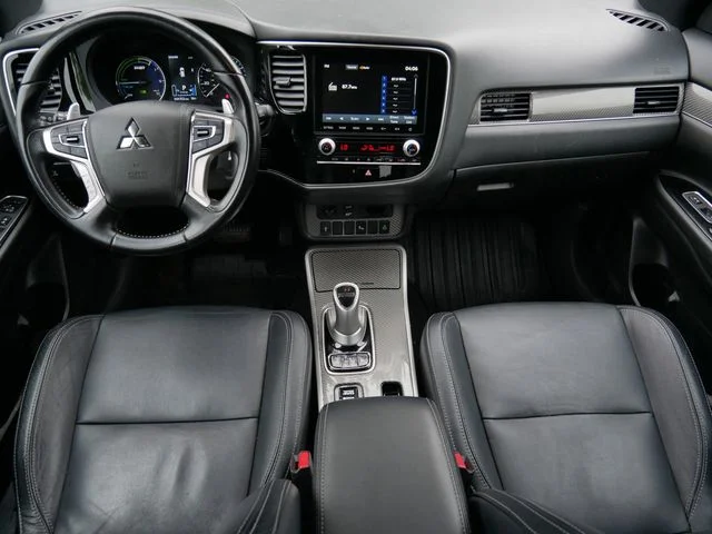 Used 2022 Mercury Gray Metallic Mitsubishi SEL image 13
