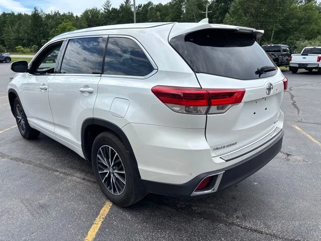 Used 2018 Blizzard Pearl Toyota Limited image 5