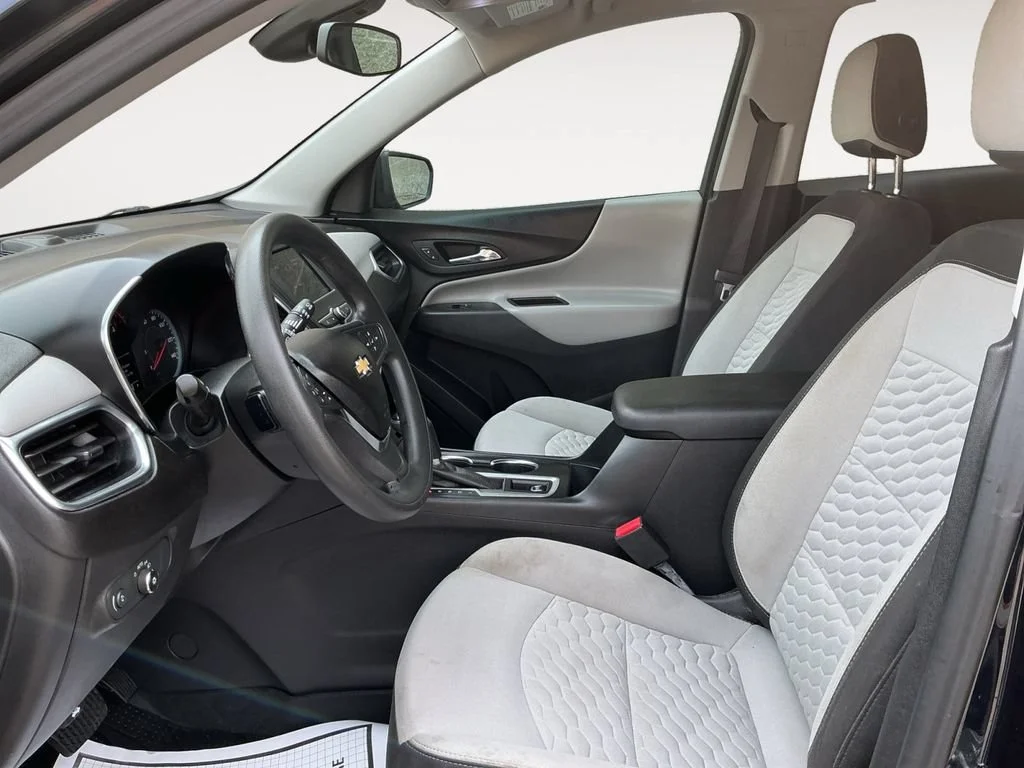 Used 2020 MIDNIGHT BLUE METALLIC Chevrolet LS image 11